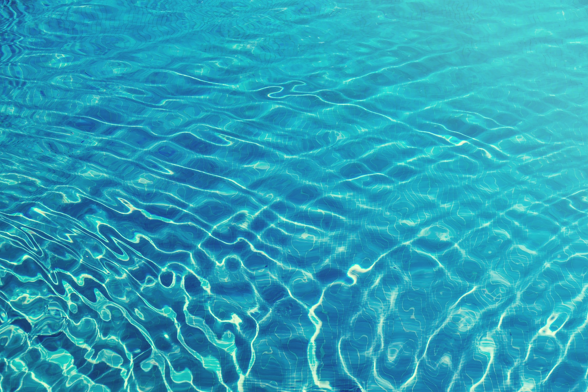 Clear blue water.